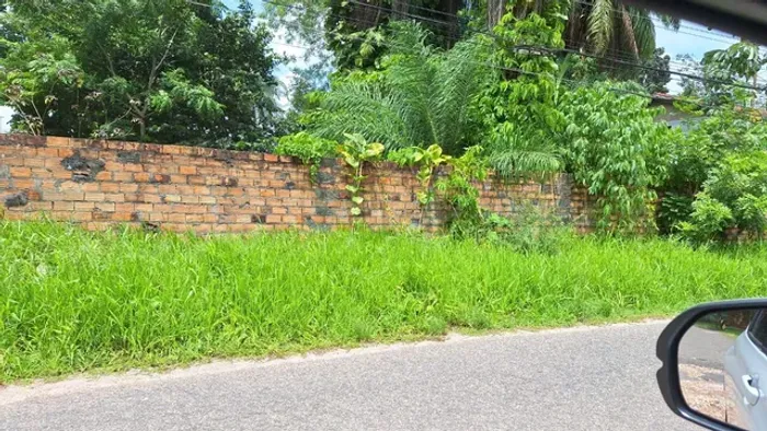 Excelente Terreno documentado, no Conjunto Caixa Pará. 