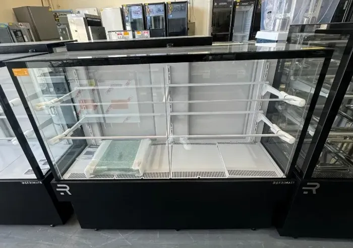 Confeitaria Vanguard Plus Refrigerada Ar Forçado 1,45m Iluminação led