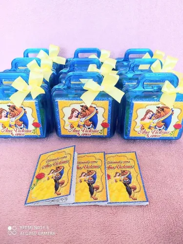 Maleta lancheira personalizada para festa de aniversário bela e a fera