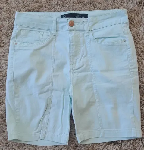 Short jeans verde
