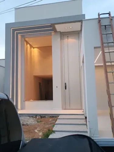 Portas em acm