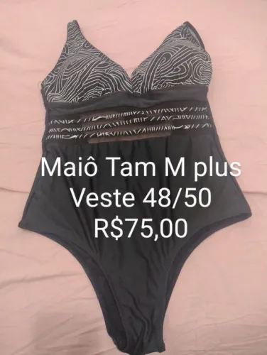 Dois maiôs Tam 50 a partir de