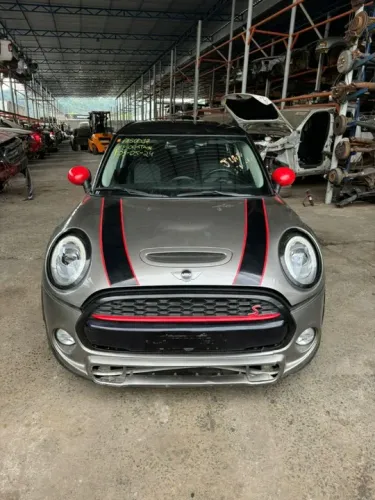 Mini Cooper S 2.0 2017 Turbo 192cvs 72.000Km Automatico - Rs Auto Peças