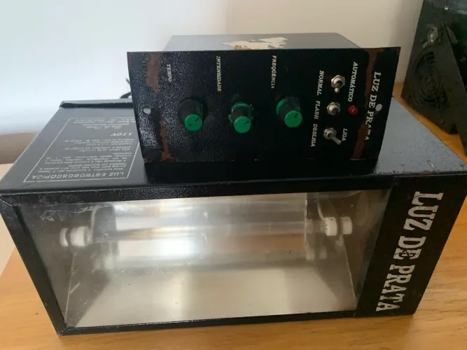 Luz estroboscopica 1000wt 120 V