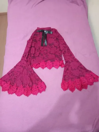 Cropped vinho de manga longa