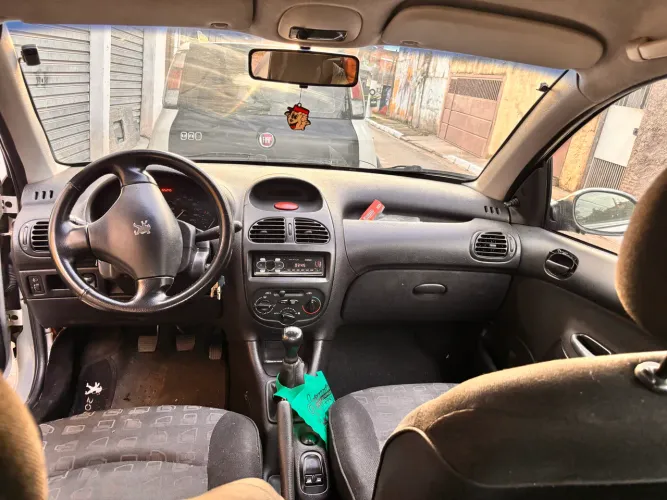 Peugeot 206 Select./presence 1.6/1.6 Flex 16V 5P 2004