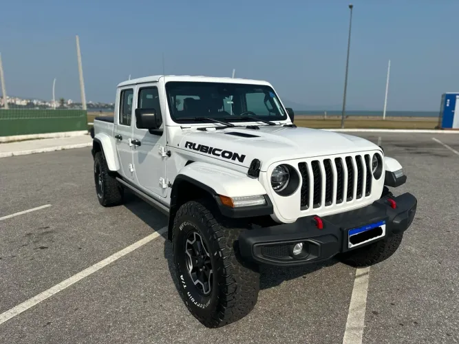 Jeep Gladiator único dono abaixo da FIPE!