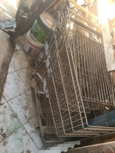 carrinhos de compras (leia o anúncio)