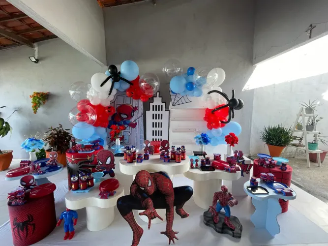 Decoração homem aranha