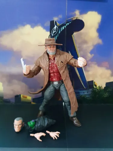 Velho Logan & Bebê Hulk Marvel Legends 
