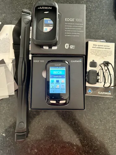 Gps Garmin 1000 + cinta + sensor cadência e brindes