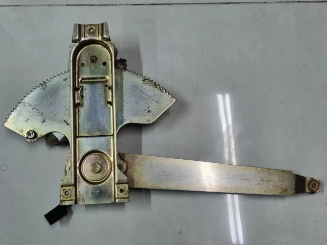 Máquina Vidro Elétrica Direita Ford F1000 F100 1982-1998