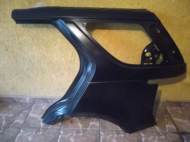 Lateral Traseira Esquerda Land Rover Discovery 5 
