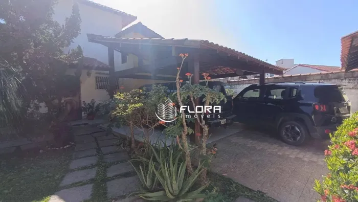 Casa com 3 dormitórios à venda, 229 m² por R$ 1.350.000,00 - Itaipu - Niterói/RJ