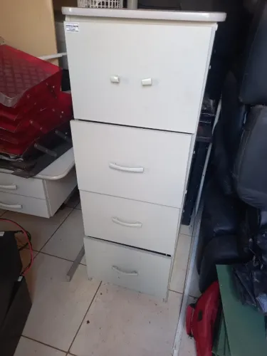 Arquivo de Aço (4 gavetas)