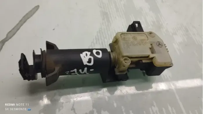 Motor Trava Portinhola Mercedes B180 2011