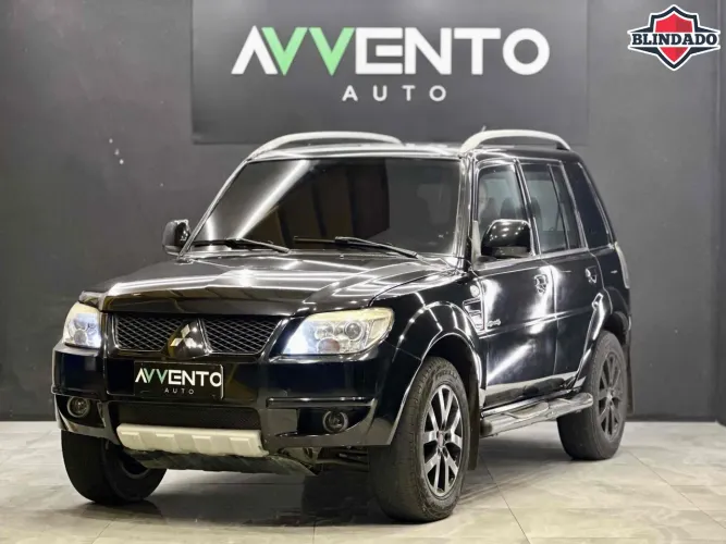 Mitsubishi Pajero TR4 2.0/ 2.0 Flex 16V 4X4 Aut. 2013
