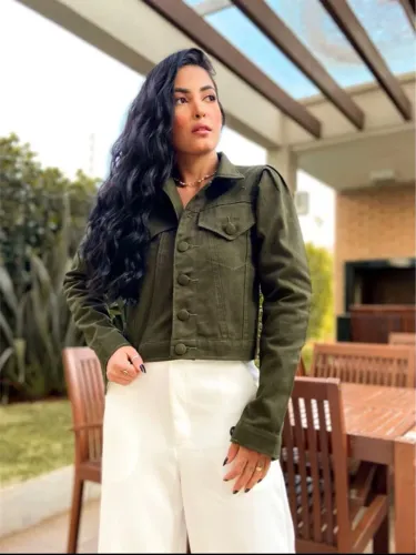 Jaqueta Verde Militar Feminina Elegante