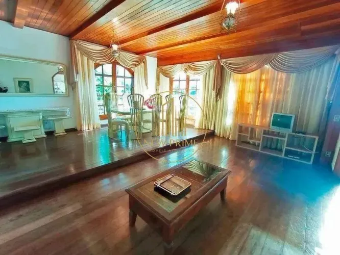 Casa residencial mobiliada com 4 suítes no Belvedere, BH  varanda gourmet, piscina e lazer