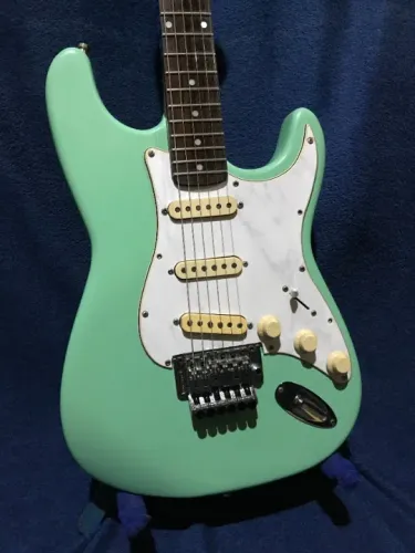 Guitarra Squier made in korea
