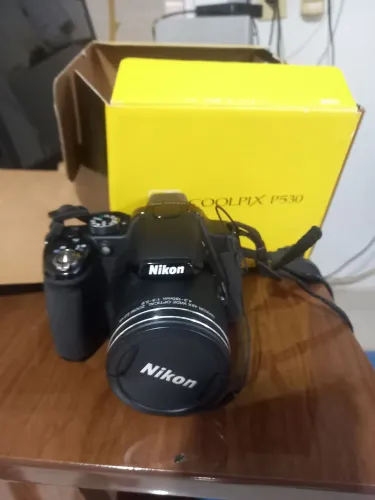 Maquina fotográfica Nikon p530