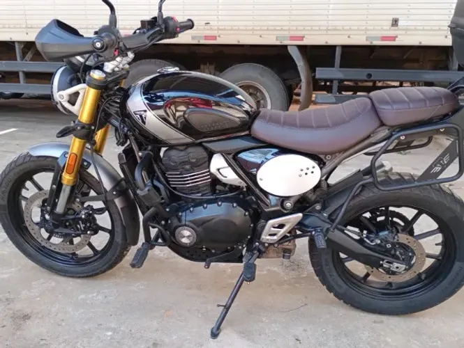 Triumph Scrambler 400X 