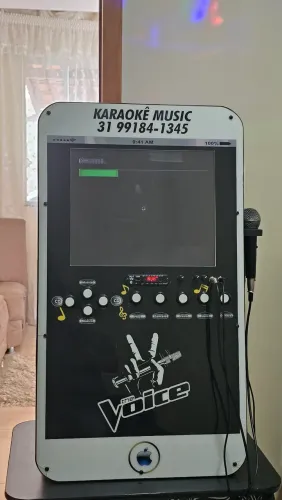 Karaoke e máquina de música 