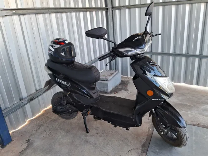 Moto a venda mais informações va no meu PV *85