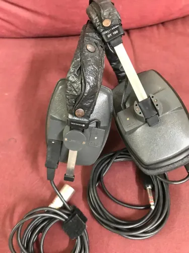 Fone de ouvido beyer dinamic DT150 fone usado em Estudio