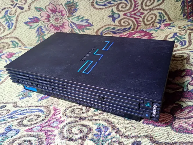Playstation 2 FAT modelo 39001 + Controle e Cabos