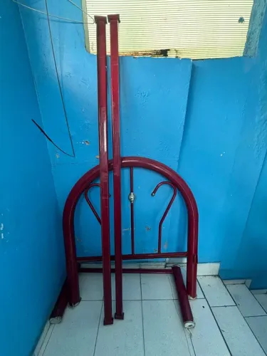 Vendo Cama de solteiro
