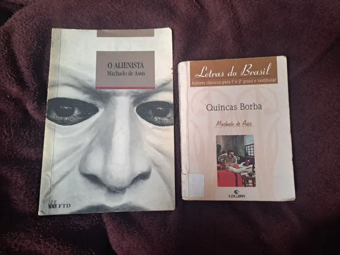 Livros Clássicos Machado de Assis - O Alienista e Quincas Borba