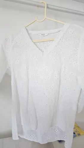 Blusa branca cassa bordada laise
