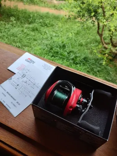 Carretilha REVO ROCKET
