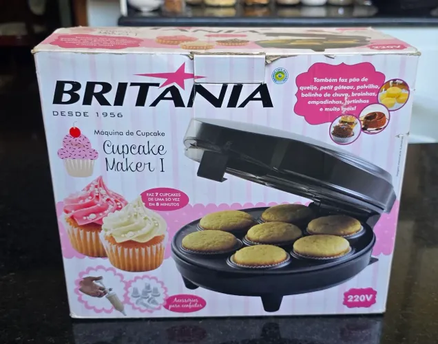 Cupcake Maker Britânia - Faça 7 cupcakes em 8 minutos!