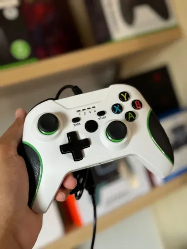 Controle Xbox One Séries PC - Branco - Novo