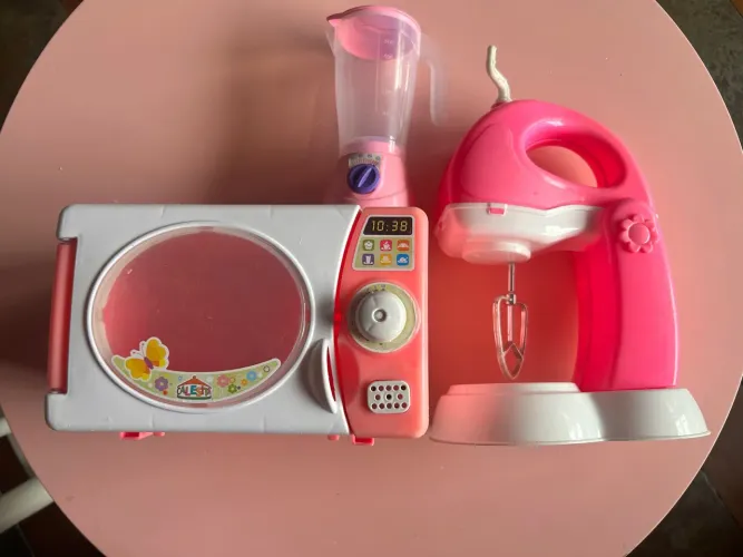 Lote Cozinha Infantil - Liquidificador, Batedeira e Micro-ondas