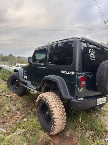 Troller T-4 4X4 2.8 TB Int. Cap. Rígida Diesel 2002