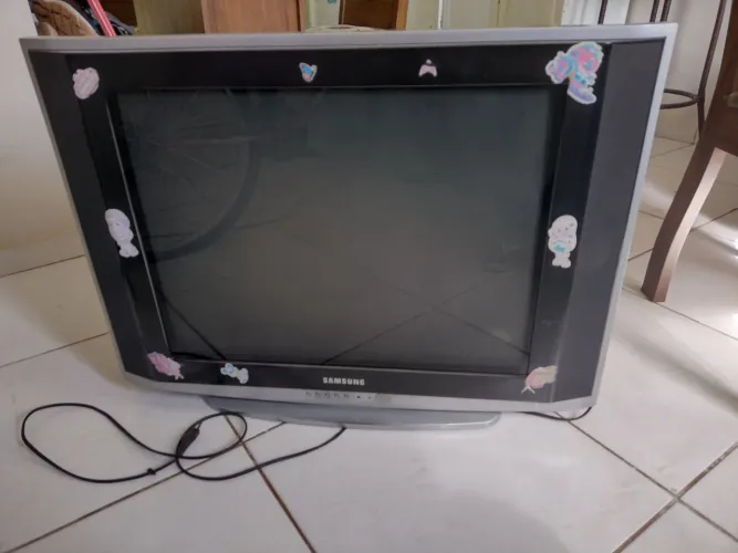 Tv de tubo 32 polegadas, funcionando tudo!
