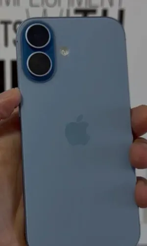 iPhone. 17 normal