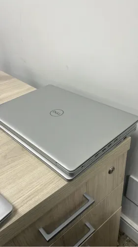 Notebook DELL Inspiron 15 5000 (5570)  8ª geração de Processadores Intel®
