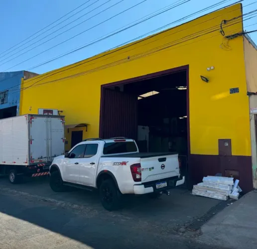 GALPÃO COMERCIAL