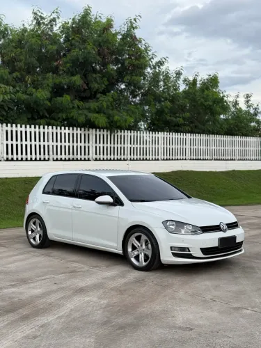 Volkswagen Golf Comfortline 1.0 TSI Total Flex Mec. 2017