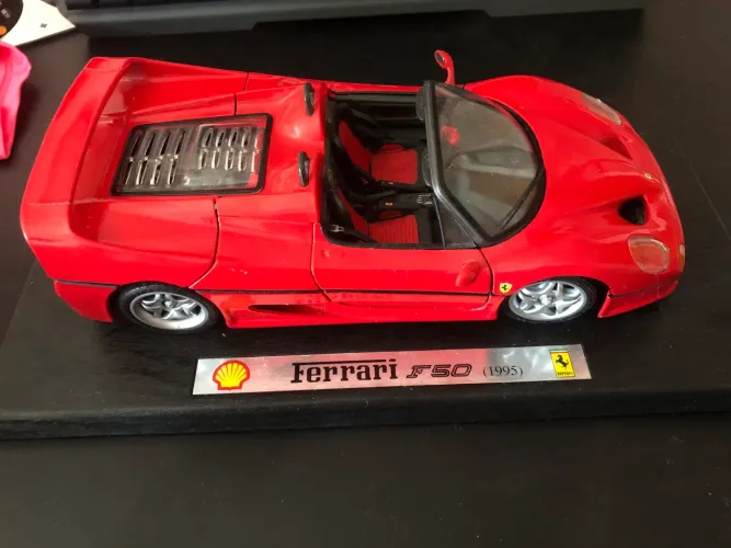 Ferrari F50 (1995) item de colecionador