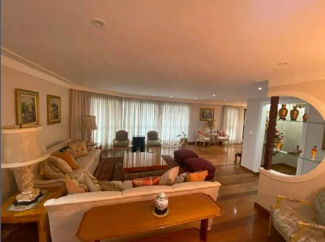 LINDO APTO 360m² 4 SUÍTES EM EXCELENTE LOCALIZAÇÃO