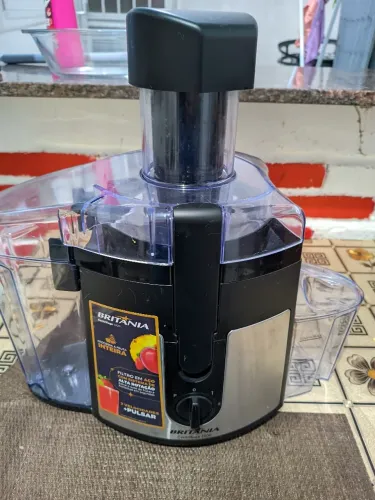 Centrifuga de Frutas NOVA Britânia 1000 800w 127V
