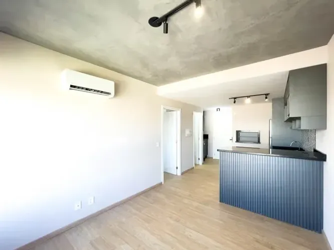 Apartamento para locação no bairro Cidade Baixa com 1 quarto e 40m².