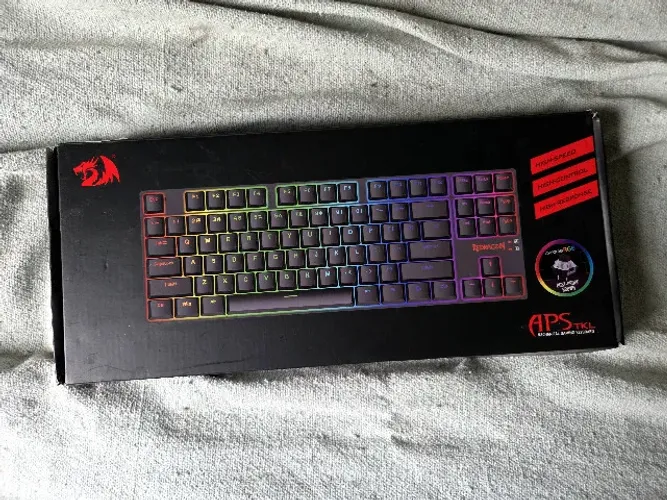 Teclado mecânico Redragon K607 RGB