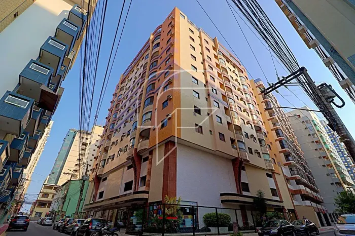 Imóvel para venda possui 90 metros quadrados com 3 quartos em Centro - Guarapari - ES