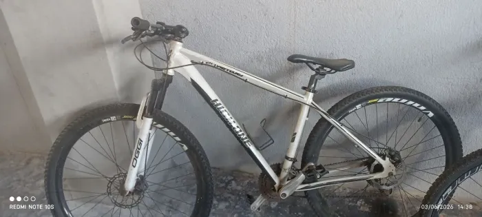 vende-se as duas Bike 29 